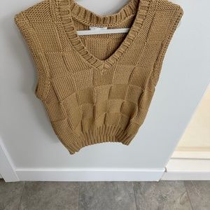 Women’s sweater vest